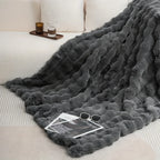 "Cozy Bubble Fleece Blanket – Luxurious Faux Fur Throw for Couch, Fluffy Decorative Blanket for Bed and Winter, Perfect Gift for Mother's Day" - LuxeHome Furniture