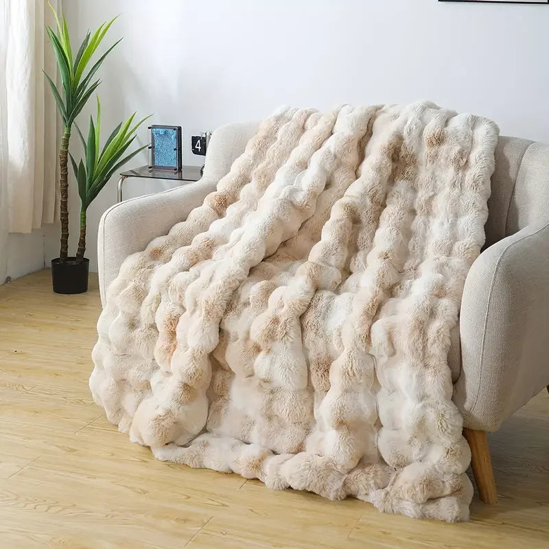 "Cozy Bubble Fleece Blanket – Luxurious Faux Fur Throw for Couch, Fluffy Decorative Blanket for Bed and Winter, Perfect Gift for Mother's Day" - LuxeHome Furniture